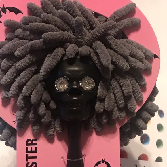 New Black Skully Rhinestone Eyes Microfibre Duster (I-9) - Picture 5 of 16